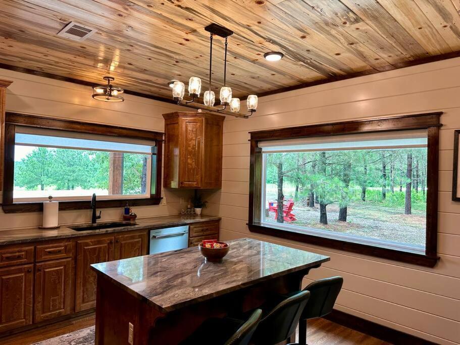 Villa The Whiskey Trip! Family Getaway à Broken Bow Extérieur photo
